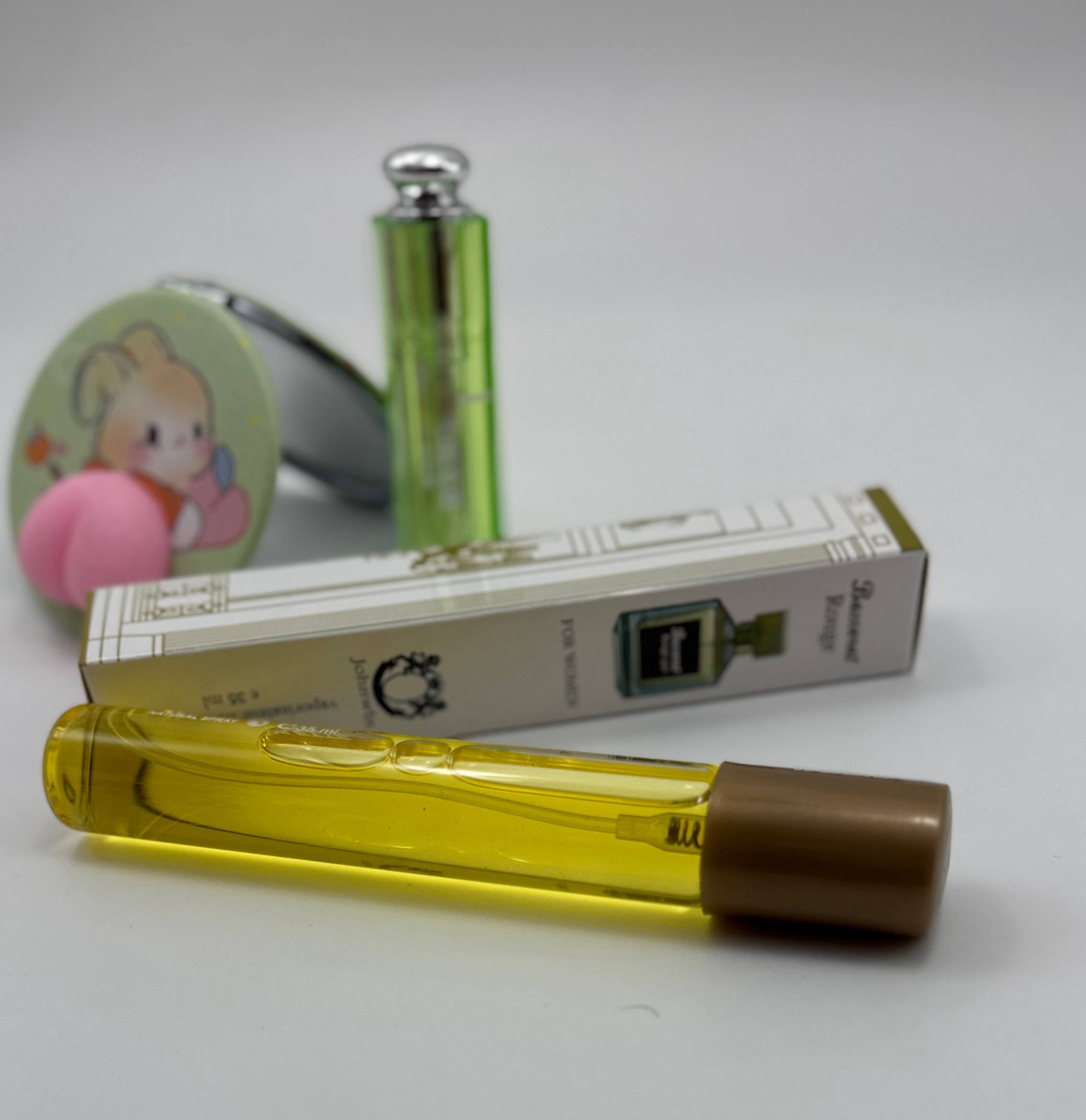 باکارات رژ زرد