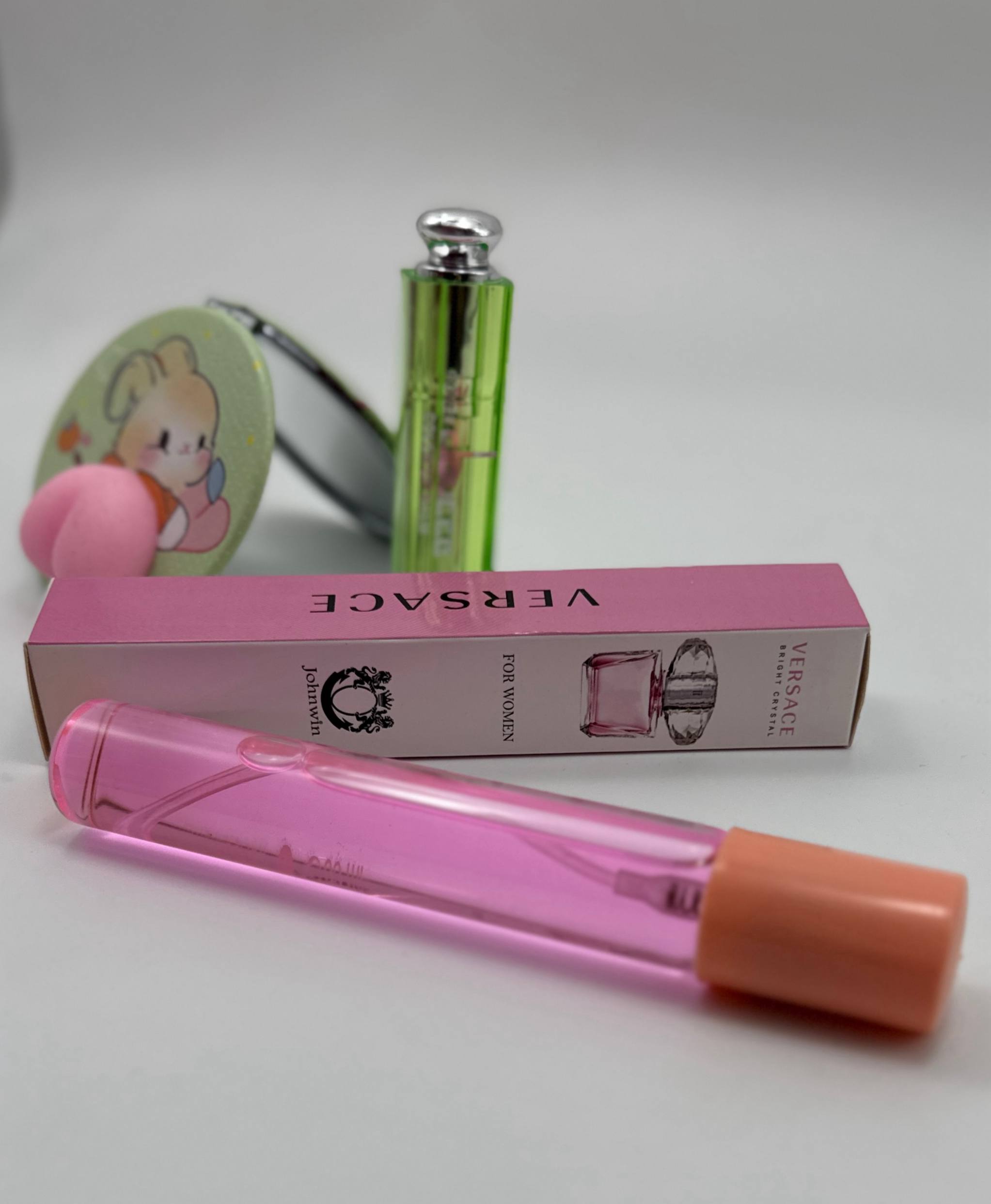 ورساچه صورتی